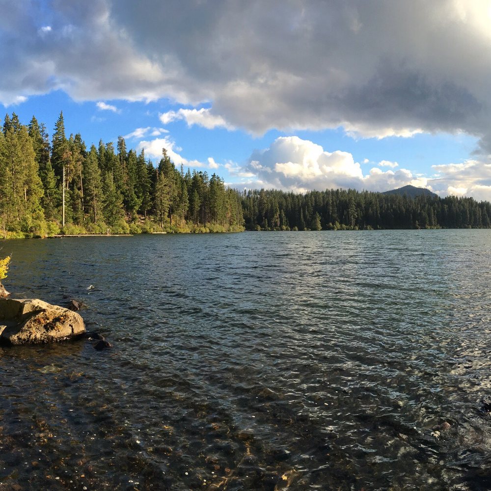 Suttle Lodge & Boathouse - Hotels Near Me - Sisters, Oregon Suttle Lodge & Boathouse - Hotels Near Me - Sisters, Oregon