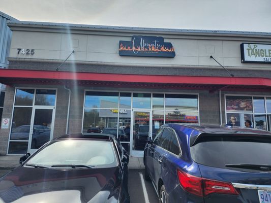 Ubuntu Meat Bar & Safari Spice Grill by null