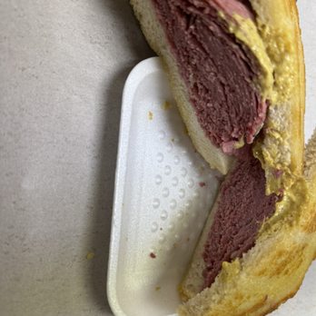 Bread Basket Deli - Delis Near Me - Oak Park, Michigan