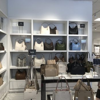 Denver Premium Outlets - Outlet Stores Near Me - Thornton, Colorado