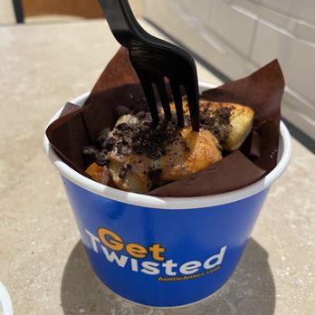 Auntie Anne's - OREO Topped Nuggets - Fast Food Near Me - Saint Louis, Missouri Auntie Anne's - OREO Topped Nuggets - Fast Food Near Me - Saint Louis, Missouri