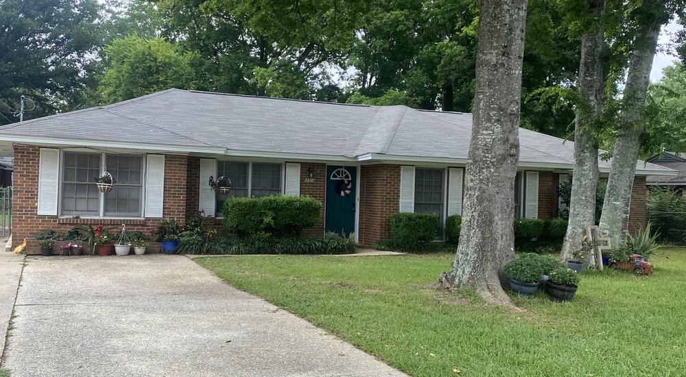 Slide of Quality Roofing & Construction