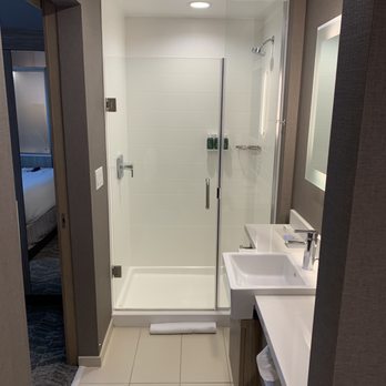 SpringHill Suites by Marriott Belmont Redwood Shores - Hotels Near Me - Belmont, California SpringHill Suites by Marriott Belmont Redwood Shores - Hotels Near Me - Belmont, California