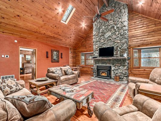 Asheville Log Cabin Rentals by null