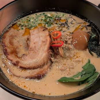 KOPPU RAMEN IZAKAYA CHIADO - Cocktail Bars Near Me - Lisbon, 11