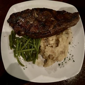 Chuck's Fish - Steak green beans mashed - Seafood Near Me - Tuscaloosa, Alabama Chuck's Fish - Steak green beans mashed - Seafood Near Me - Tuscaloosa, Alabama