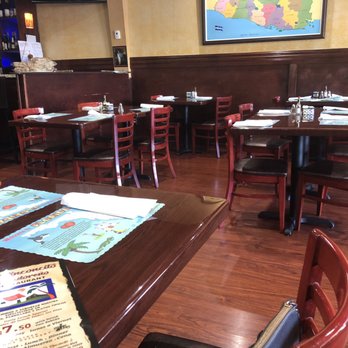 El Rinconcito Salvadoreno 2 - Tables inside - Salvadoran Near Me - Pompano Beach, Florida