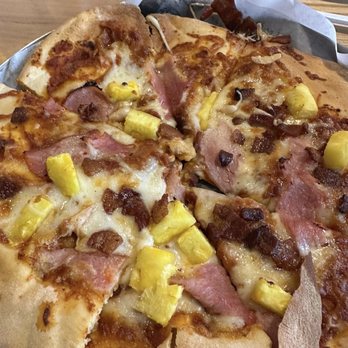 Stella's - Hawaiian flatbread - Seafood Near Me - Paducah, Kentucky Stella's - Hawaiian flatbread - Seafood Near Me - Paducah, Kentucky