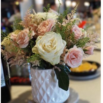 Fleurella Florals F2 - Floral Designers Near Me - Morton Grove, Illinois Fleurella Florals F2 - Floral Designers Near Me - Morton Grove, Illinois