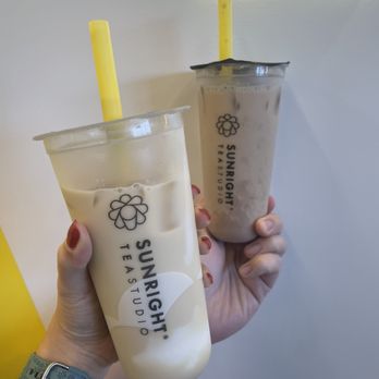 Sunright Tea Studio - Milpitas - peach oolong milk tea with mochi, taro milk tea - Bubble Tea Near Me - Milpitas, California Sunright Tea Studio - Milpitas - peach oolong milk tea with mochi, taro milk tea - Bubble Tea Near Me - Milpitas, California