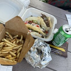Main Street Muncheez - Lamb Taco, Masala Fries
