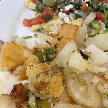 Cactus Trails Cafe - cactus omelette with home fries - Breakfast & Brunch Near Me - Twentynine Palms, California Cactus Trails Cafe - cactus omelette with home fries - Breakfast & Brunch Near Me - Twentynine Palms, California