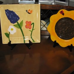 Artista Café Céramique - They offer several shapes of plates, bowls, mugs and MORE.