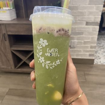 Ever After Tearoom & Eatery - Matcha Mat-cha Brûlée w/ Red Bean & Cheese Foam - Shaved Ice Near Me - Irvine, California