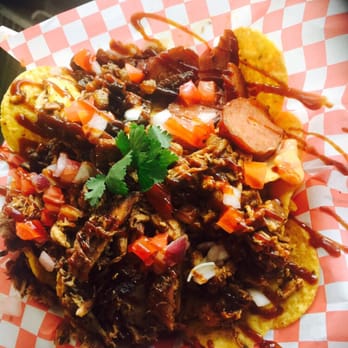 Tha Smokin Chef - Smokin nachos - Food Trucks Near Me - Lewisville, Texas