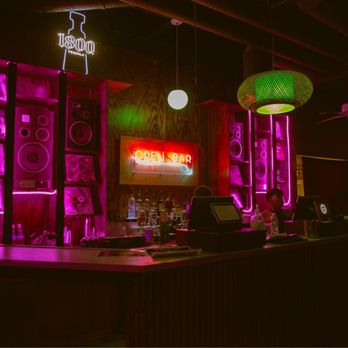 Turntable - Bar in the listening lounge - Music Venues Near Me - Indianapolis, Indiana