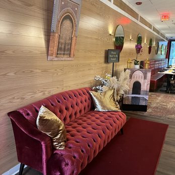 Banu Mediterranean Grill - Mediterranean Near Me - Atlanta, Georgia