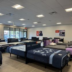 Mattress Firm Irvine Crossroads
