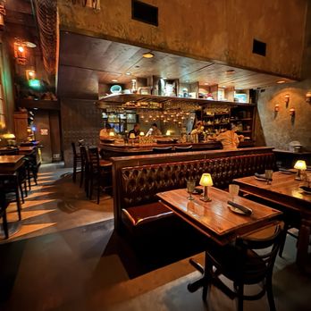 Habana - Bar area - Cuban Near Me - Costa Mesa, California