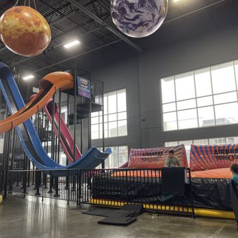 Airborne Trampoline Arena - Trampoline Parks Near Me - Lindon, Utah Airborne Trampoline Arena - Trampoline Parks Near Me - Lindon, Utah