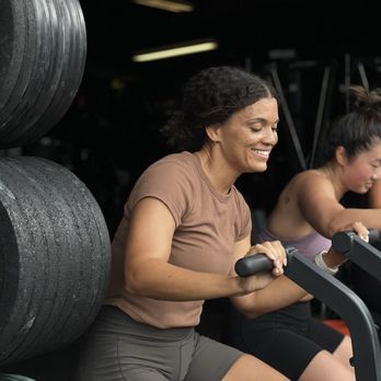 Mo Fit - Strength and Conditioning - Trainers Near Me - Honolulu, Hawaii Mo Fit - Strength and Conditioning - Trainers Near Me - Honolulu, Hawaii