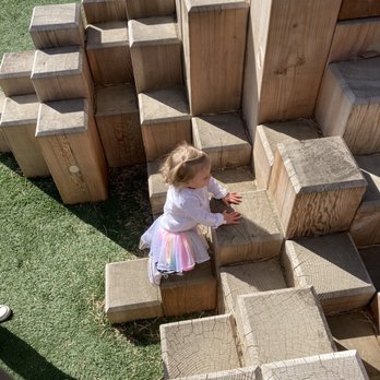 Cross Park - Lots of extra cool, natural climbing structures 3/42/2021 - Parks Near Me - Tacoma, Washington