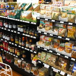 Peters Gourmet Market - Soups, sauces and spreads
