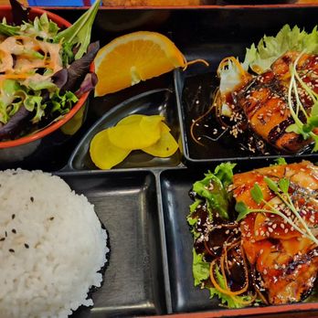 Kaoru Sushi - Bento box Salmon salmon. I love Salmon. - Japanese Near Me - Richmond, California