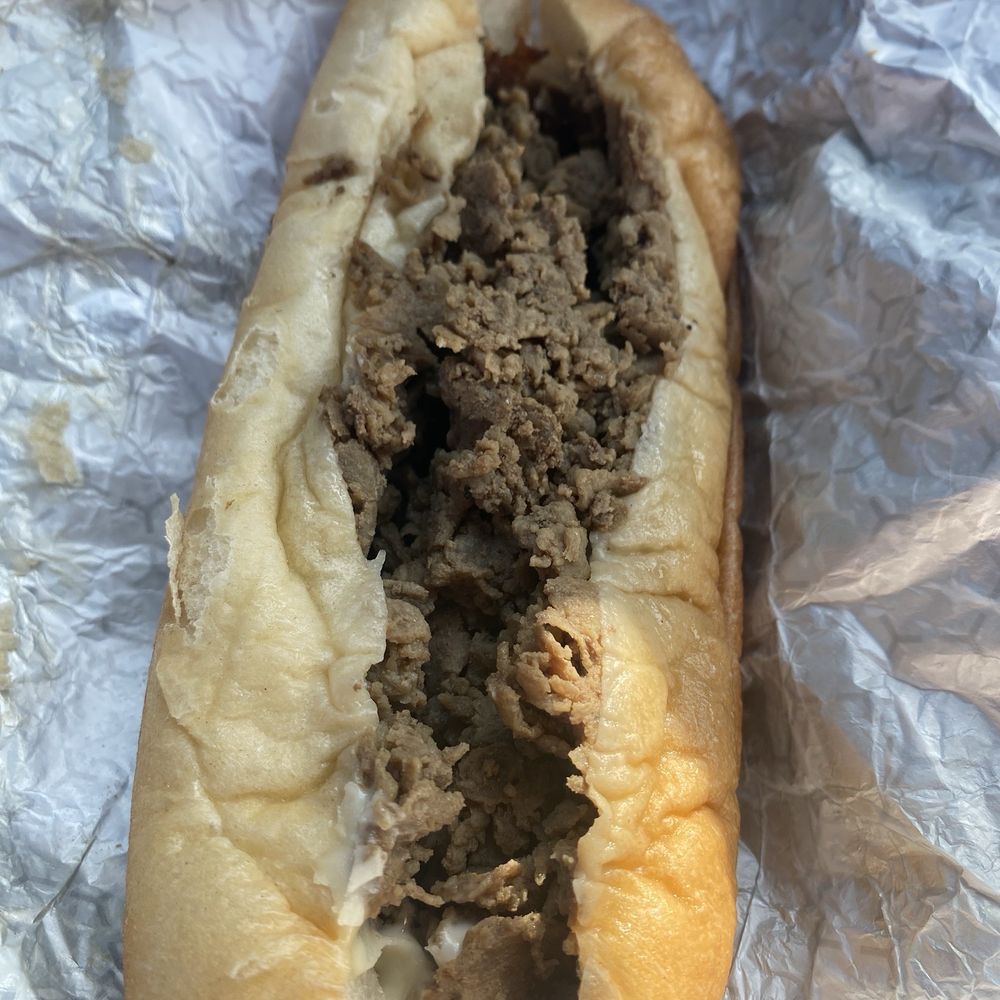 Deluxe Italian Bakery - Cheesesteak - Bakeries Near Me - Runnemede, New Jersey