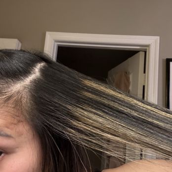Hairplay Salon - Not well blended at all. - Hair Salons Near Me - Arlington, Virginia Hairplay Salon - Not well blended at all. - Hair Salons Near Me - Arlington, Virginia