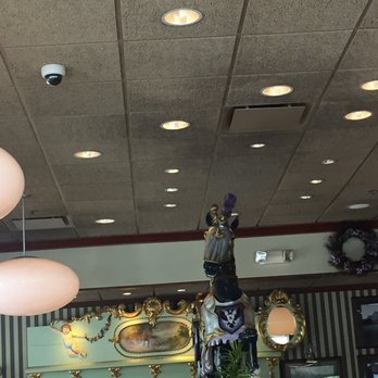 Kelly's Roast Beef - Sandwiches Near Me - Medford, Massachusetts