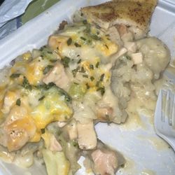 Spud Headz - Chicken Alfredo + Broccoli