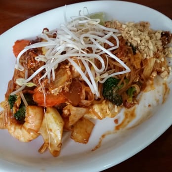 Bangkok Villa Hilo - Shrimp Pad Thai ($11). Lots of shrimp and still great taste! The price was also great! - Thai Near Me - Hilo, Hawaii Bangkok Villa Hilo - Shrimp Pad Thai ($11). Lots of shrimp and still great taste! The price was also great! - Thai Near Me - Hilo, Hawaii