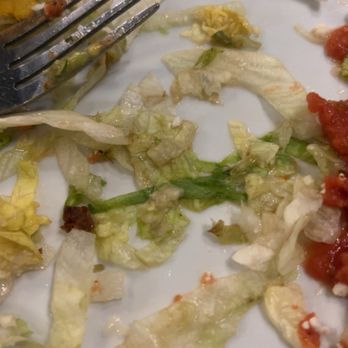 Què Pasa Mexican Cafe - Not only is the lettuce old but it was under the crunchy tacos making the bottom soggy - Mexican Near Me - Fresno, California Què Pasa Mexican Cafe - Not only is the lettuce old but it was under the crunchy tacos making the bottom soggy - Mexican Near Me - Fresno, California