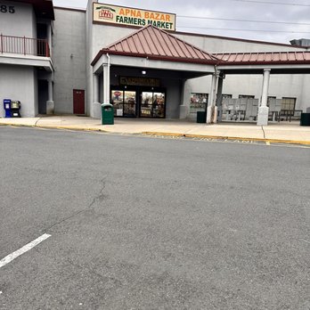 Apna Bazaar Cash & Carry - Outside - Convenience Stores Near Me - Dayton, New Jersey Apna Bazaar Cash & Carry - Outside - Convenience Stores Near Me - Dayton, New Jersey