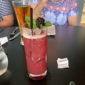 Four Daughter's Winery - Wineries Near Me - Spring Valley, Minnesota