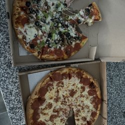 New York Pizzeria - Larger NY Special Pizza, XL 2 topping, but looks like regular pepperoni to me