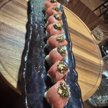 Iki Toro - Iki Toro Imperial roll - Sushi Bars Near Me - Glendale, California Iki Toro - Iki Toro Imperial roll - Sushi Bars Near Me - Glendale, California
