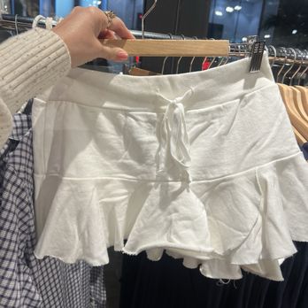 Brandy Melville - Accessories Near Me - Irvine, California Brandy Melville - Accessories Near Me - Irvine, California