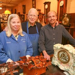 Simoni's Clock Shoppe