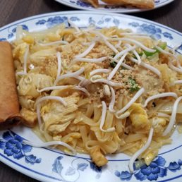Chicken pad thai Chicken pad thai