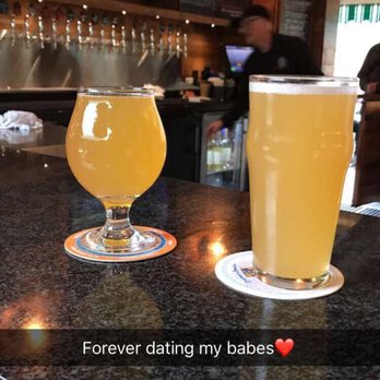 Bar 326 - Sports Bars Near Me - Los Angeles, California