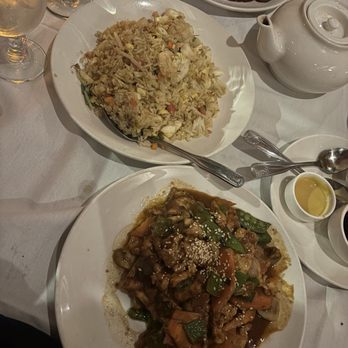CinCin Restaurant - Crab & Shrimp Fried Rice & Sichuan Chicken - Chinese Near Me - Philadelphia, Pennsylvania