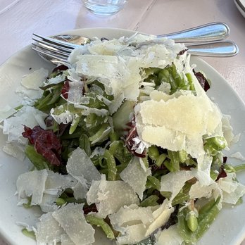 Bettina - Snap pea salad - Pizza Near Me - Santa Barbara, California Bettina - Snap pea salad - Pizza Near Me - Santa Barbara, California