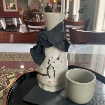 Bangkok Noi Thai Cuisine - Large sake - Thai Near Me - Gloucester, Virginia