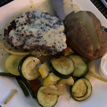 The Station - Filet Au Poivre - New American Near Me - Naugatuck, Connecticut