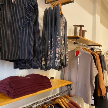 Mes Amies - Women's Clothing Near Me - McMinnville, Oregon Mes Amies - Women's Clothing Near Me - McMinnville, Oregon