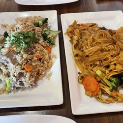 Bann Thai Restaurant - Thai Fried Rice with beef and Phad Se-ew Noodles with chicken