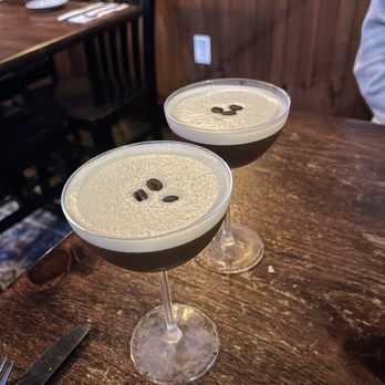 The Lodge - Espresso Martinis - Cocktail Bars Near Me - Philadelphia, Pennsylvania The Lodge - Espresso Martinis - Cocktail Bars Near Me - Philadelphia, Pennsylvania