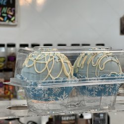 Blue muffin cake treat